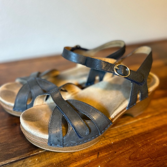 Dansko Clog - Picture 1 of 5